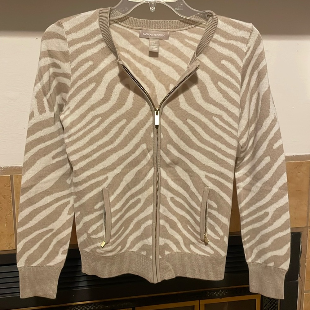 Banana Republic Women’s Zip-up Cardigan (size S)